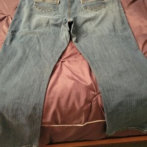 Bell bottom jeans women's